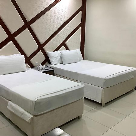 Rose Valet Guest House Islamabad Ngoại thất bức ảnh