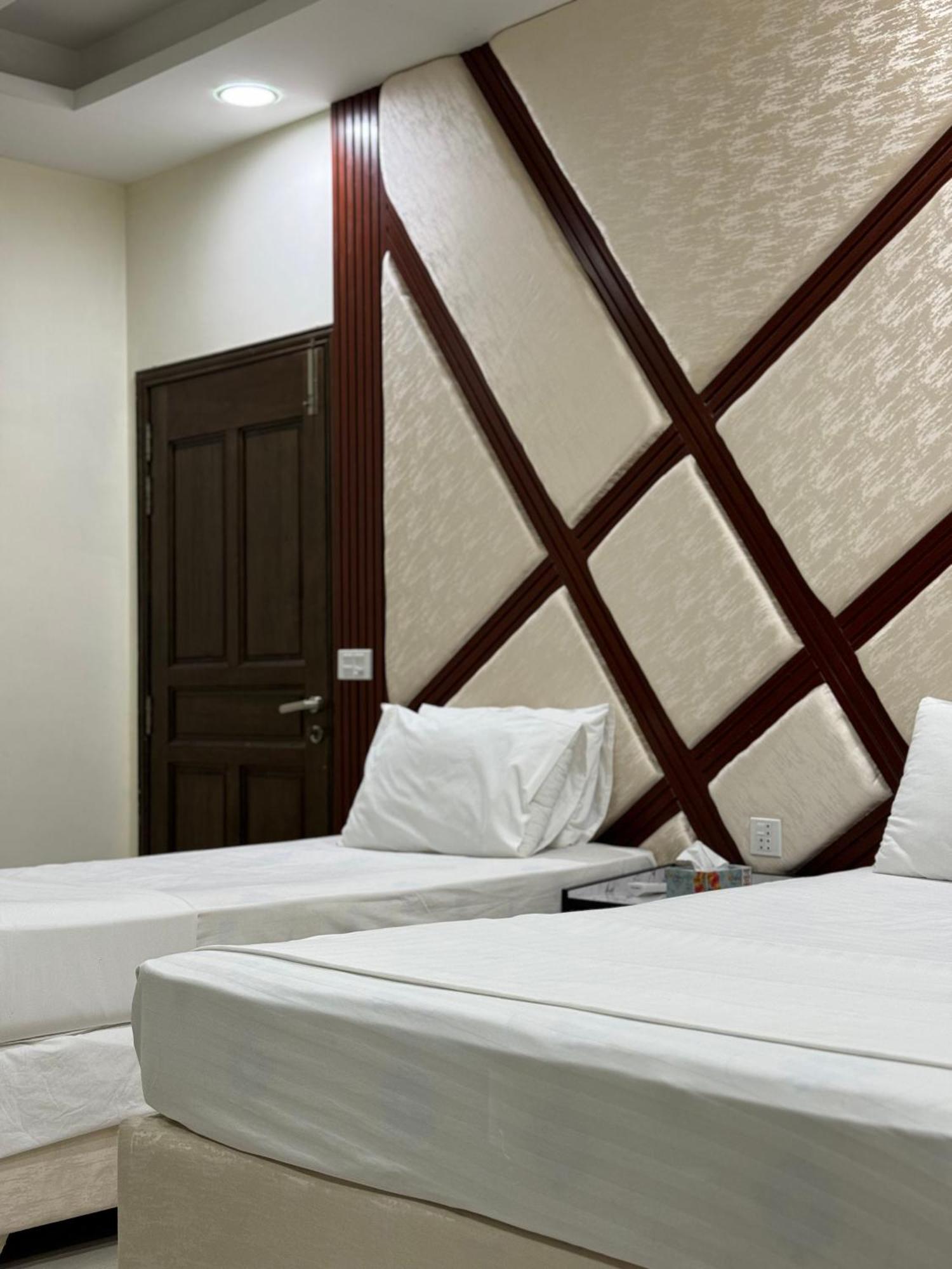 Rose Valet Guest House Islamabad Ngoại thất bức ảnh