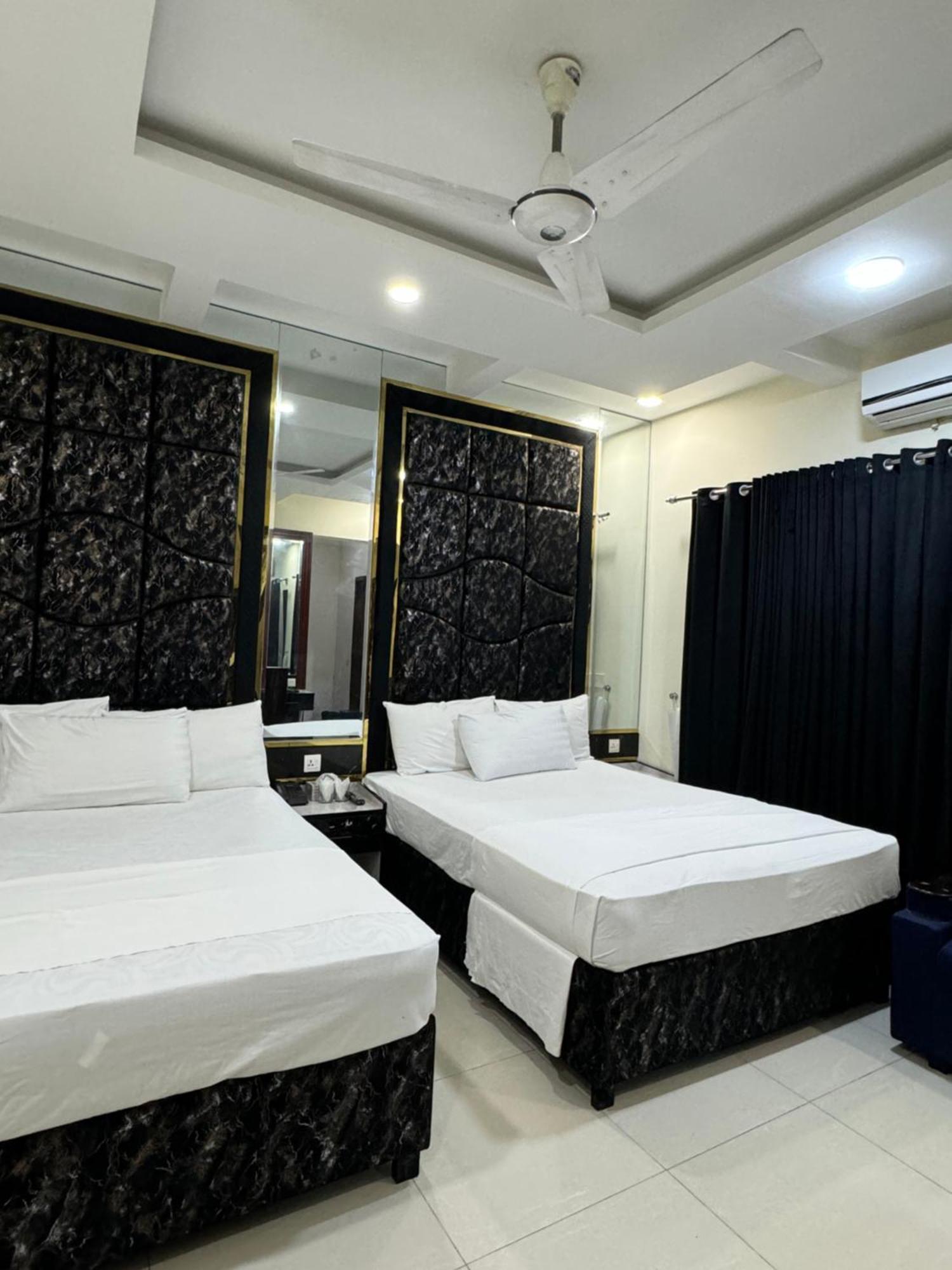 Rose Valet Guest House Islamabad Ngoại thất bức ảnh